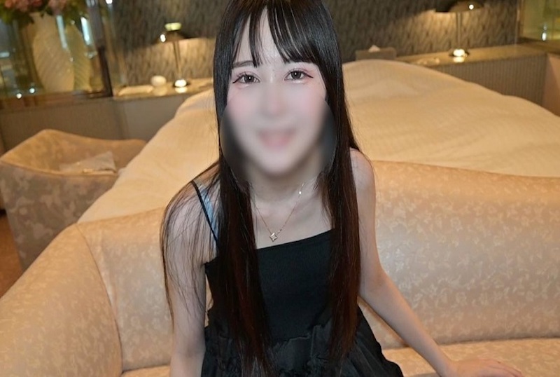 FC2-4559721 用粗大的假陽具挑戰無毛的少女！21歲美女在傳教士姿勢中被射精！！ 素人