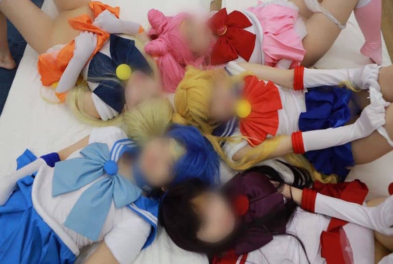 FC21848004 【美少女战士大狂欢】6P性爱！在梦境中惩罚处男的公鸡，多次口交！！ 素人